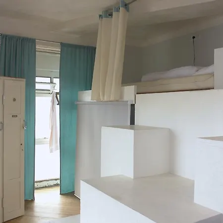 Ost-apotheke Hostel *